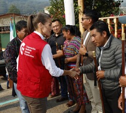 La Corporación Municipal de San José Chacayá recibe a Su Majestad la Reina